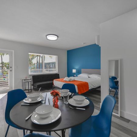Amazing Balcony Studio At The Beach With Parking -M44 Hollywood Exteriör bild