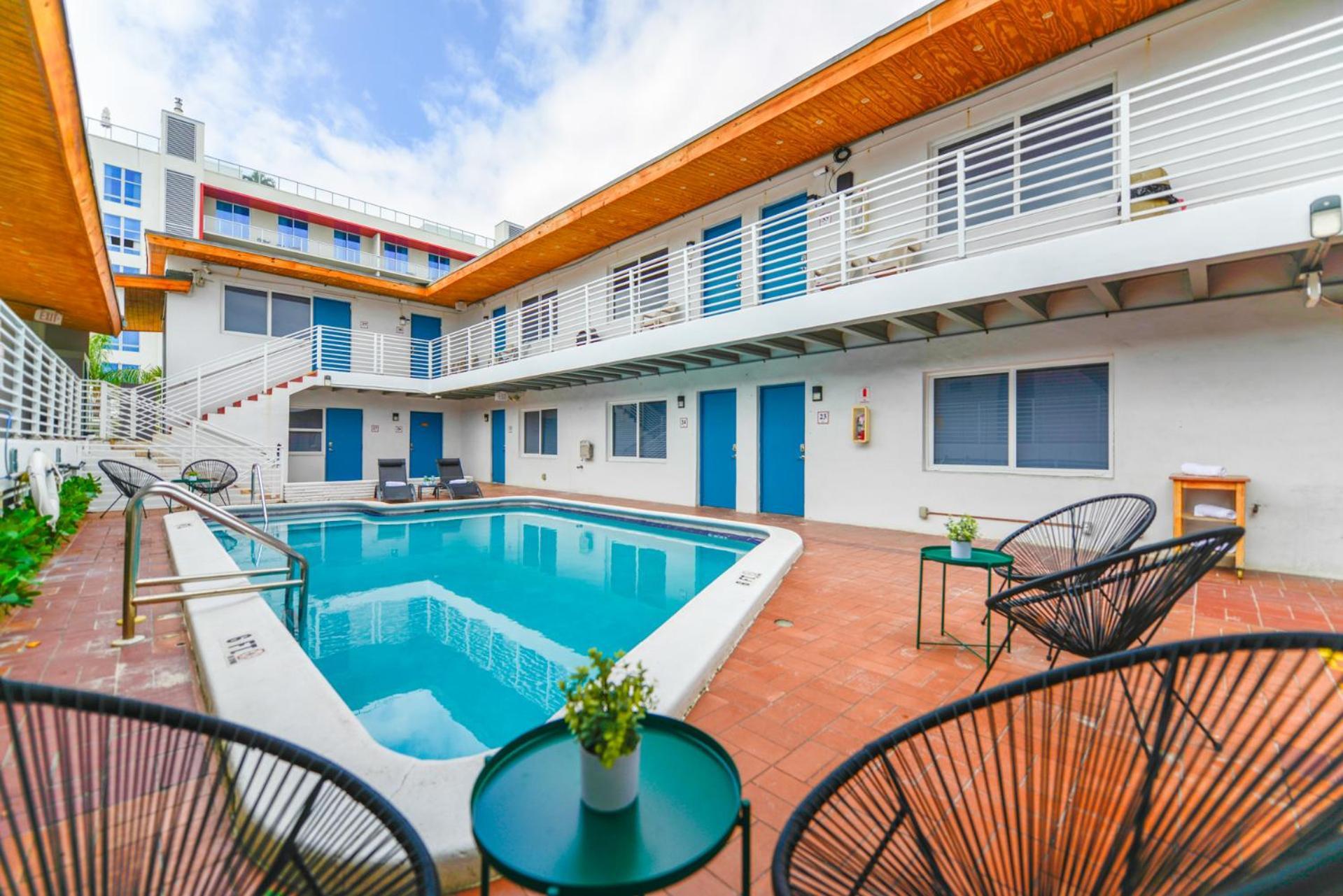 Amazing Balcony Studio At The Beach With Parking -M44 Hollywood Exteriör bild